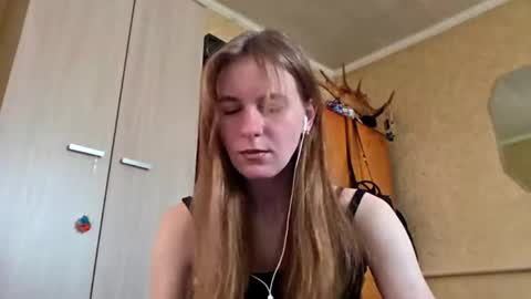 Snapshot of lucyzachar chatting on 04.20.26 Sofia online show from 04.20.26
