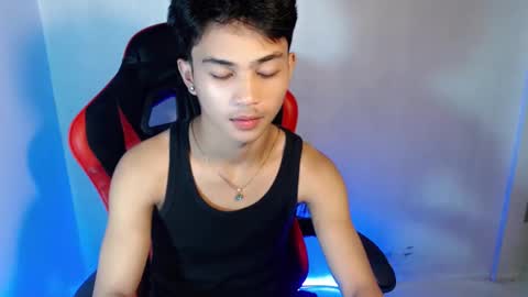 luda_69 online show from 12.17.25