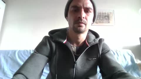 Snapshot of luffyman20 chatting on 01.10.25 luffyman20 online show from 01.10.25