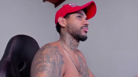 Luigi Vitale online show from 12.05.25