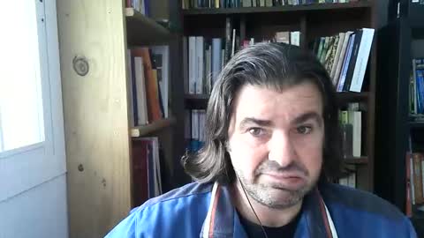 Snapshot of luigijohn chatting on 11.25.25 LUIGIJOHN online show from 11.25.25