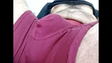 Snapshot of luis2988z chatting on 05.13.26 Hairyman online show from 05.13.26