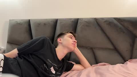 Luis and Alina online show from 01.28.25