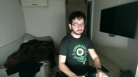 luis_flr online show from 02.14.25