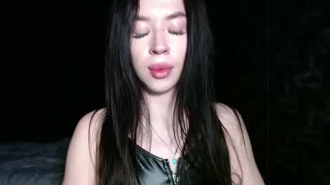 luisa lovedom online show from 05.15.26