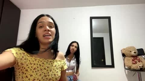 Snapshot of luisa_summer2 chatting on 02.20.25   Luisa Fernanda  online show from 02.20.25