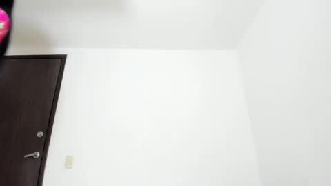 Snapshot of luisa_summer2 chatting on 02.22.25   Luisa Fernanda  online show from 02.22.25