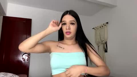 Snapshot of luisa_summer2 chatting on 10.13.25   Luisa Fernanda  online show from 10.13.25