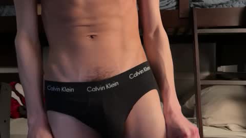 Luis online show from 02.26.25