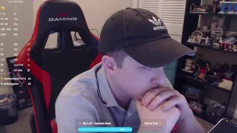 Snapshot of luisdiaztube chatting on 01.01.25 Luisdiaztube online show from 01.01.25