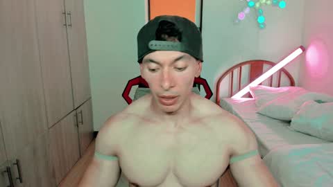 Snapshot of luisfernikesportboy chatting on 01.28.25 Luis Fer PVT IS OPEN online show from 01.28.25