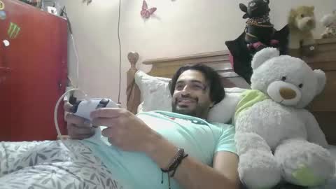 luismiastarot online show from 02.19.26