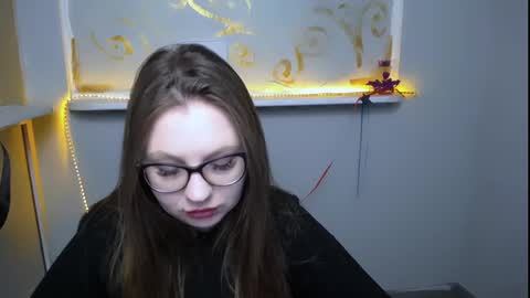 Luiza online show from 02.14.25