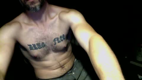 Snapshot of lujara chatting on 06.15.26 Lu online show from 06.15.26