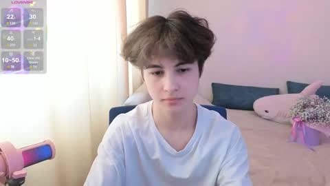 Snapshot of lukahayes chatting on 02.15.26 lukahayes online show from 02.15.26