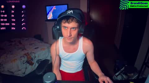 Snapshot of lukatripp chatting on 12.28.24 lukatripp online show from 12.28.24