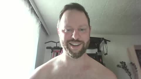 Snapshot of luke91_t chatting on 05.06.26 luke91_t online show from 05.06.26