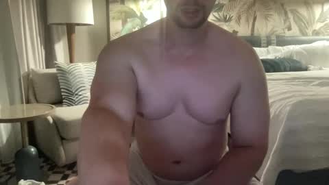 Snapshot of luke_bubblebutt chatting on 09.27.25 Luke online show from 09.27.25