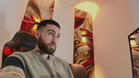 Snapshot of luke_davis01 chatting on 10.25.25 LUKE online show from 10.25.25