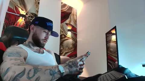 Snapshot of luke_davis01 chatting on 01.07.26 LUKE online show from 01.07.26