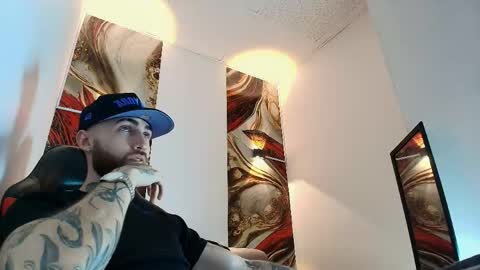 Snapshot of luke_davis01 chatting on 05.15.26 LUKE online show from 05.15.26