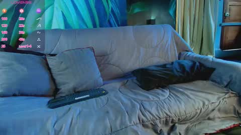 Snapshot of lukecrews chatting on 09.15.25 Luke Crews online show from 09.15.25