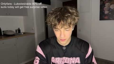 Snapshot of lukedesirable chatting on 02.23.26 lukedesirable online show from 02.23.26