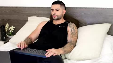 Snapshot of lukhass chatting on 01.18.26 Lukhas f4f online show from 01.18.26