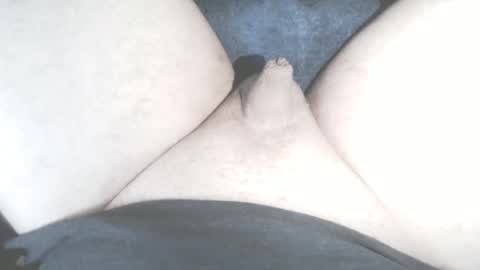 Snapshot of luklfb chatting on 02.15.25 jynx online show from 02.15.25