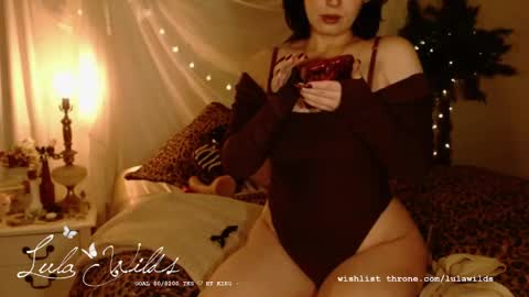 Snapshot of lulawilds chatting on 05.31.26 lula wilds online show from 05.31.26