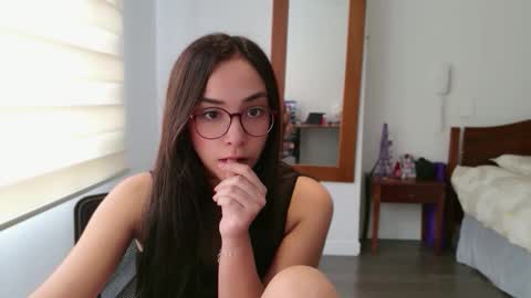 Luli online show from 05.11.26