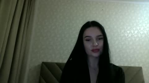 Lulii24 online show from 10.24.25
