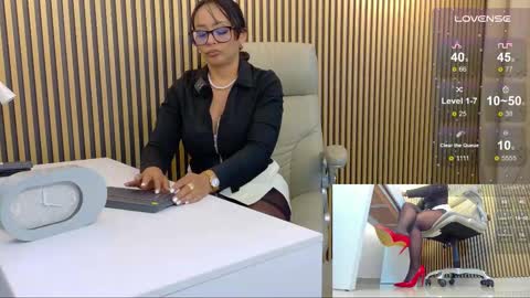 Snapshot of lulu_072 chatting on 09.17.25 lulu online show from 09.17.25