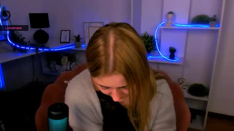Lily online show from 05.07.26