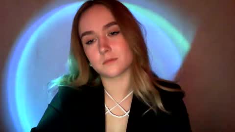 Lulu Baby18 online show from 02.05.25