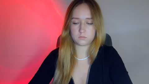 Lulu Baby18 online show from 10.29.25