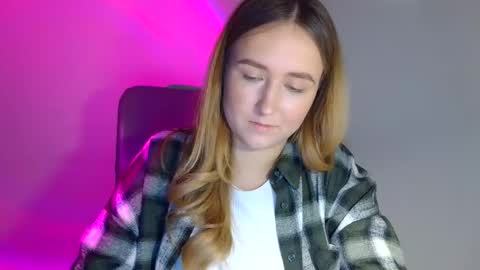 Lulu Baby18 online show from 11.23.25