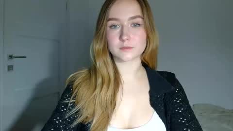 Snapshot of lulu_baby1 chatting on 02.07.26 Lulu Baby18 online show from 02.07.26