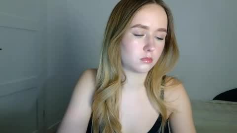 Snapshot of lulu_baby1 chatting on 02.08.26 Lulu Baby18 online show from 02.08.26