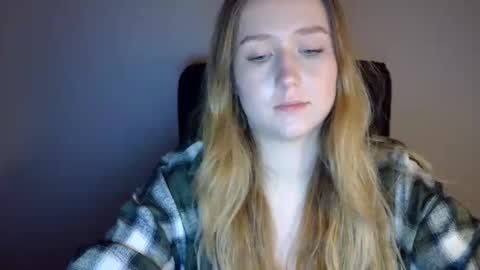 Snapshot of lulu_baby1 chatting on 02.11.26 Lulu Baby18 online show from 02.11.26