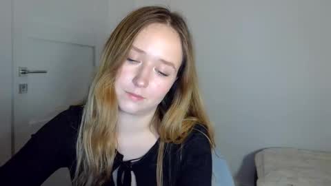 Snapshot of lulu_baby1 chatting on 02.14.26 Lulu Baby18 online show from 02.14.26