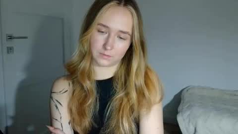 Snapshot of lulu_baby1 chatting on 02.26.26 Lulu Baby18 online show from 02.26.26