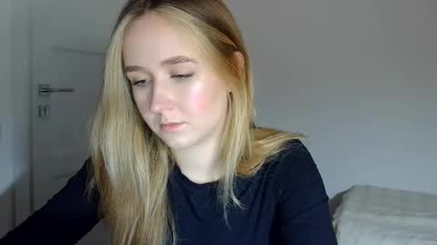 Snapshot of lulu_baby1 chatting on 03.16.26 Lulu Baby18 online show from 03.16.26