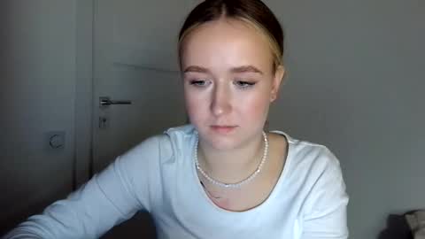 Snapshot of lulu_baby1 chatting on 04.07.26 Lulu Baby18 online show from 04.07.26