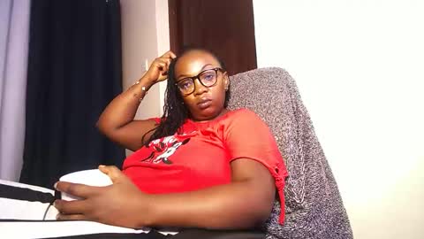 lulu_sparks1 online show from 04.08.26