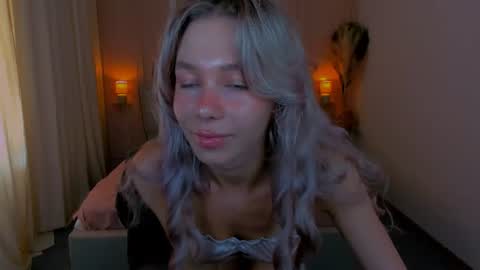 Snapshot of lulualise chatting on 07.12.26 Alise online show from 07.12.26