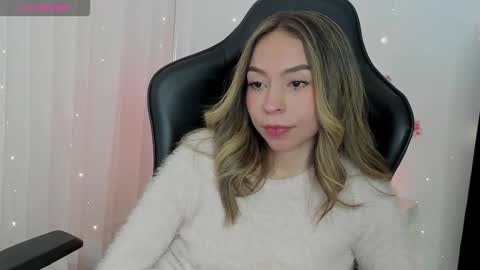 Snapshot of luluuberry chatting on 01.18.26 luluuberry online show from 01.18.26