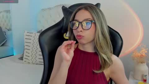 Snapshot of luluuberry chatting on 02.09.26 luluuberry online show from 02.09.26