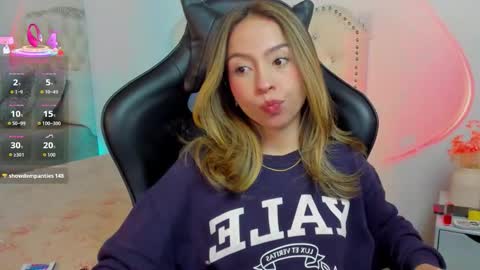 Snapshot of luluuberry chatting on 02.10.26 luluuberry online show from 02.10.26