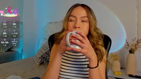 Snapshot of luluuberry chatting on 02.13.26 luluuberry online show from 02.13.26